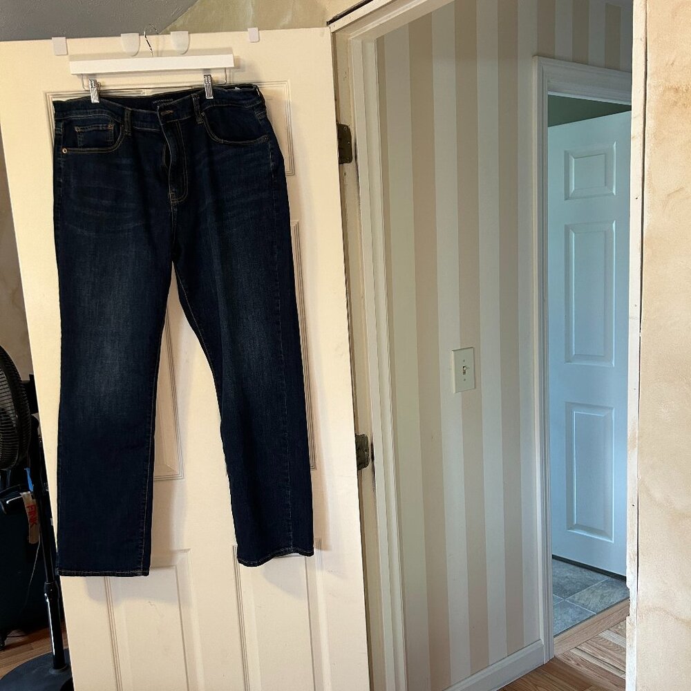 Mens Lucky Brand Jeans Straight Leg Dark Wash 38W, 32L